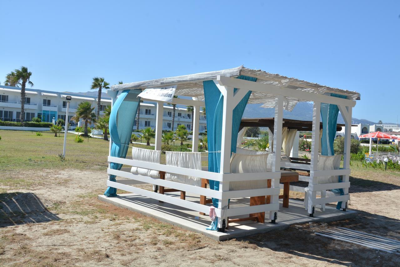 Costa Angela Seaside Resort Ngoại thất bức ảnh