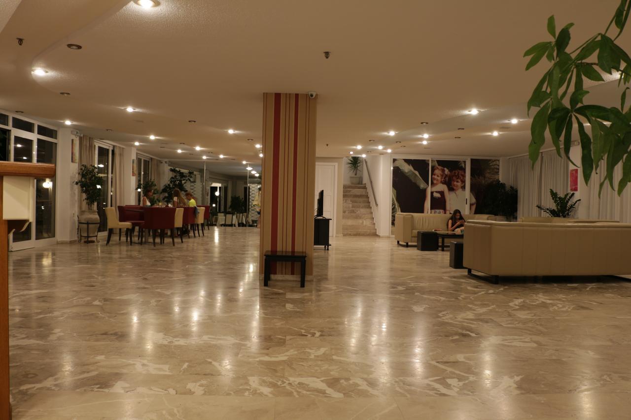 Costa Angela Seaside Resort Ngoại thất bức ảnh