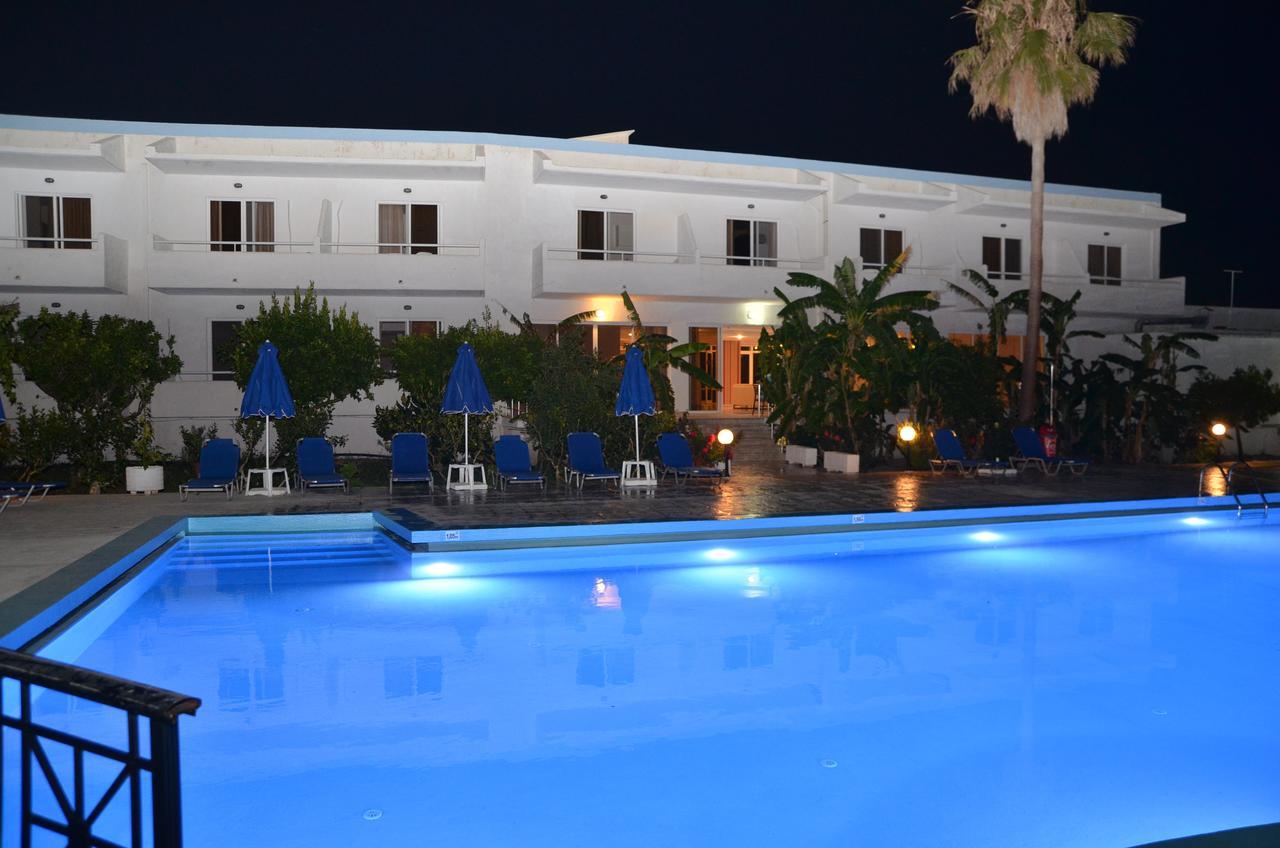 Costa Angela Seaside Resort Ngoại thất bức ảnh